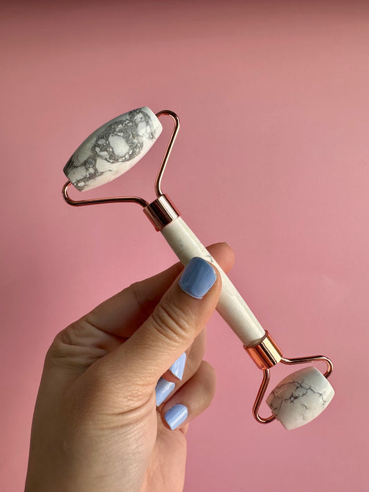 Howlite Gua Sha Facial Roller