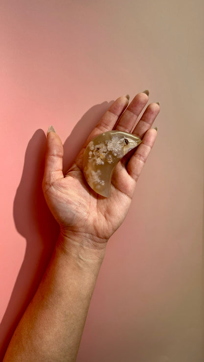 Flower Agate Crescent Moon – Option G