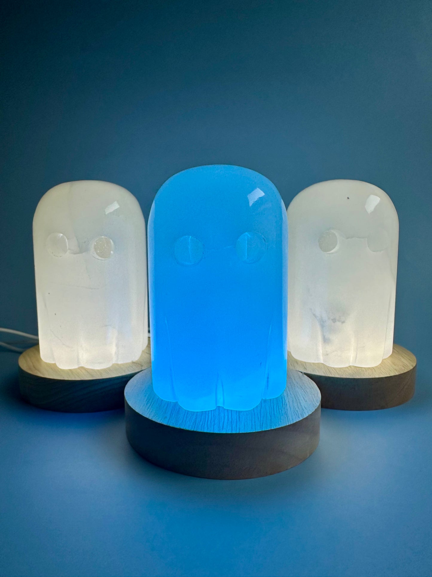 Hand-Carved Onyx Ghost Carving with Wooden Lamp Base – LED Color-Changing Light