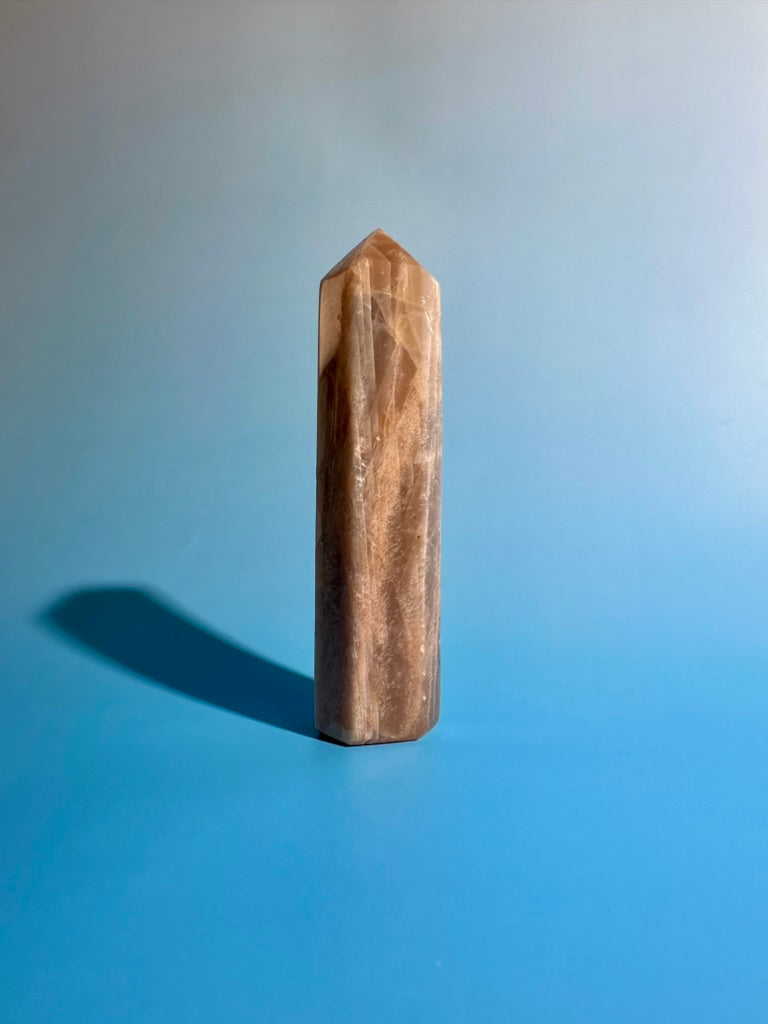 Peach Moonstone Tower – Option B | Emotional Healing, Calm & Inner Peace Crystal