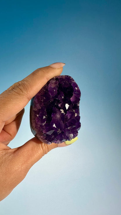 Small Uruguayan Amethyst Cut Base – Option D