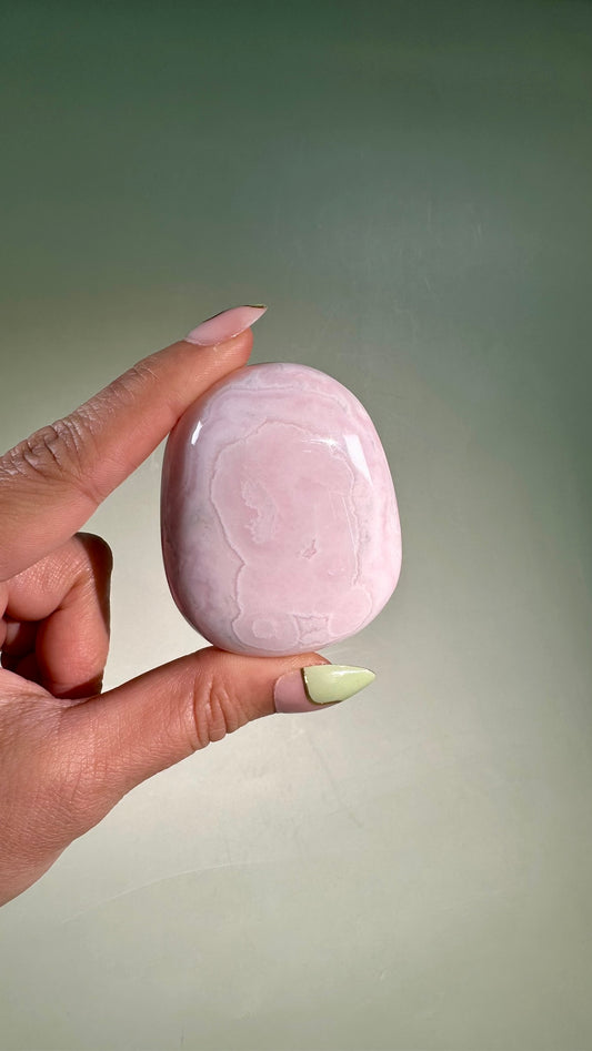 Peruvian Pink Mangano Calcite Freeform UV Reactive – Option A