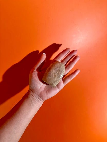 Peach Moonstone Standing Freeform – Option D | Self-Love, Intuition & Serene Energy Crystal