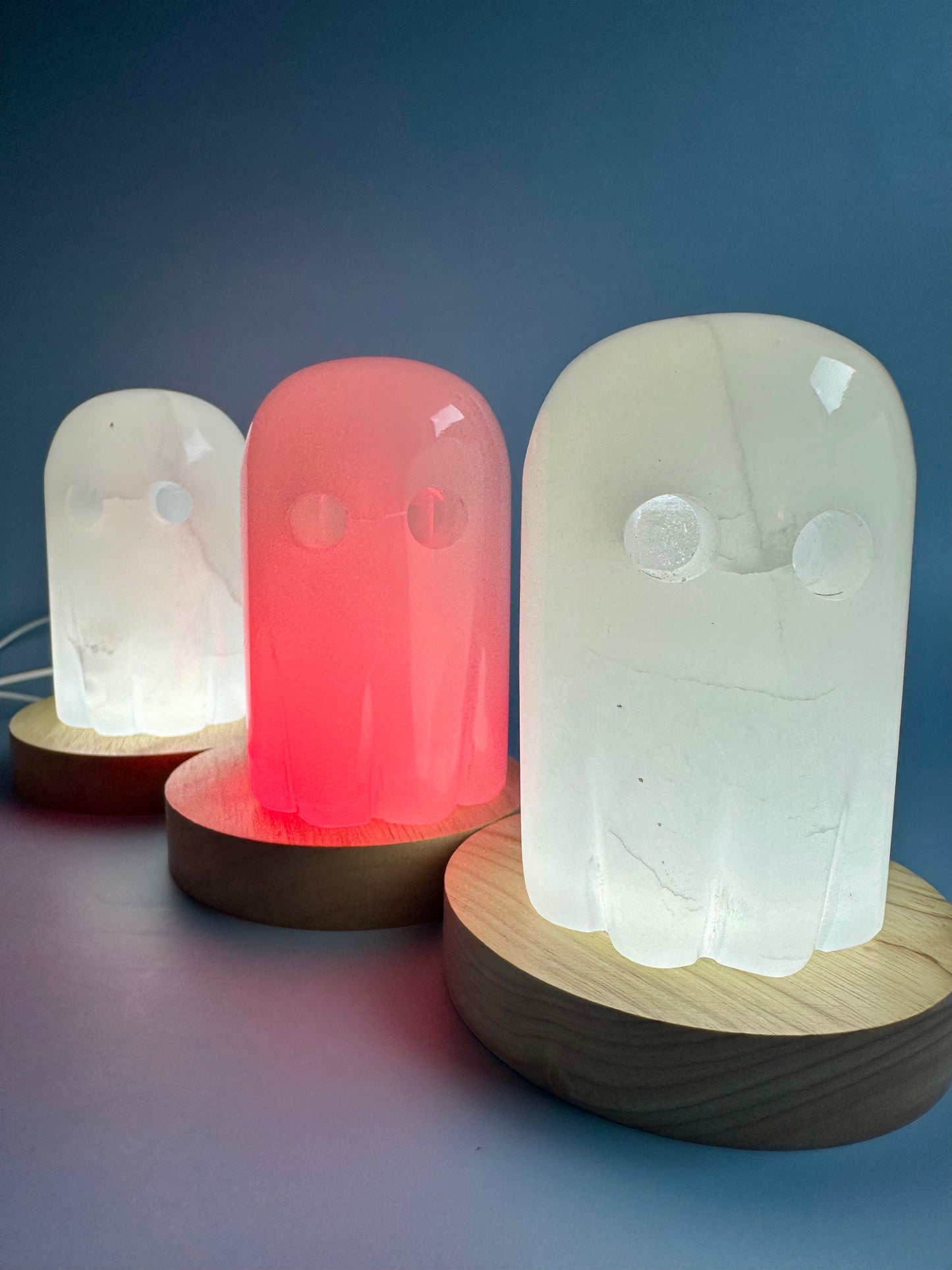 Hand-Carved Onyx Ghost Carving with Wooden Lamp Base – LED Color-Changing Light