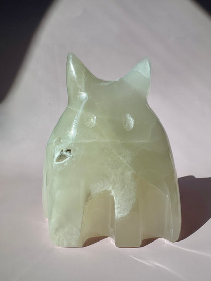 Hand-Carved White Onyx Kitty Cat Ghost