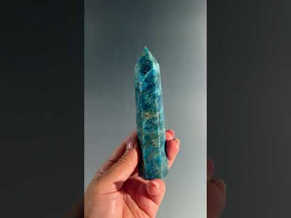 Blue Apatite Tower – Option C | Collector Crystal, Intuition & Personal Growth